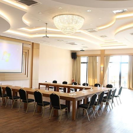 Etno Naselje Vrdnicka Kula Bed & Breakfast Vrdnik Dış mekan fotoğraf