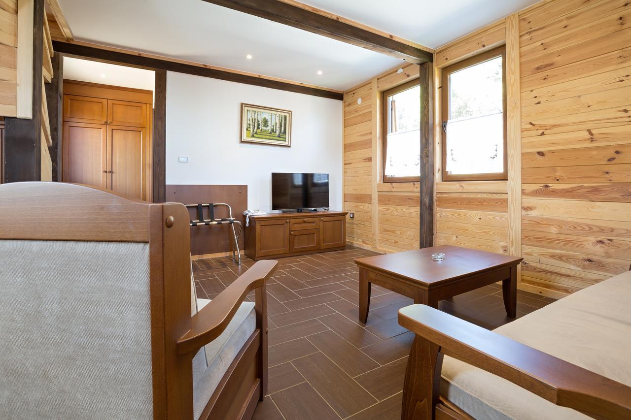 Etno Naselje Vrdnicka Kula Bed & Breakfast Vrdnik Dış mekan fotoğraf